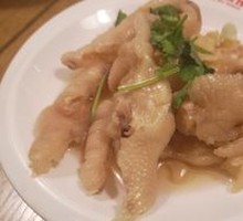 Garlic-Flavored Boneless Pig Feet