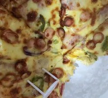 Single-Portion Cheese Bacon Pizza