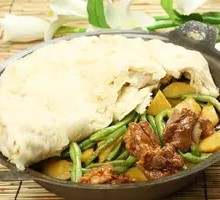 Stewed Green Beans with Baked Flatbread