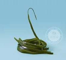 Thin seaweed strips