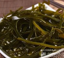 Thin seaweed strips