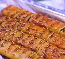 The Life of a Vegetable Roll