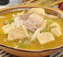 Pork Belly with Chinese Cabbage and Frozen Tofu