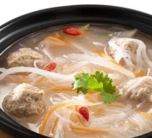 Fish Ball and Radish Noodle Pot