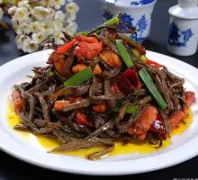 Stir-fried Meat Tendons