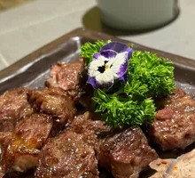 Charcoal-Grilled Beef Ribs