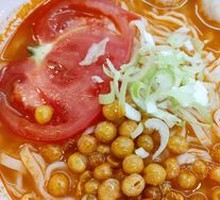 Tomato Fish Ball Noodles