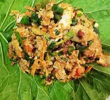 Delicious Garlic Sauce Rice Wrap