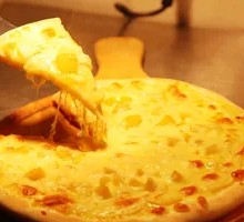 Hawaiian Fruit Pizza