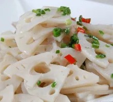 Stir-fried Lotus Root Slices
