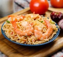 Chicken and Shrimp Fried Noodles