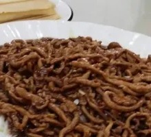 Beijing-style Shredded Pork in Soy Sauce