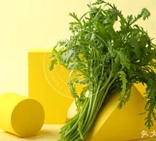 Chinese chrysanthemum greens
