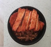 Fried Chicken with Braised Pork Rice