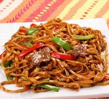 Stir-Fried Noodles with Meat