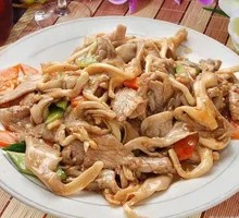 Stir-Fried Pork with Fresh Mushrooms
