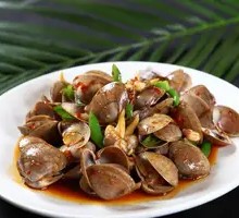 Spicy Stir-Fried Clams