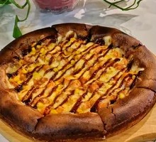 Mocha Edge Chicken Pizza