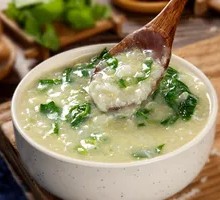 Vegetable Egg Noodle Soup