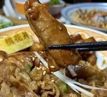 Cilantro-wrapped tofu skin rolls