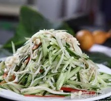 Cucumber with Golden Needle Mushrooms