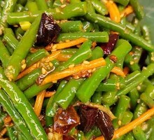 Garlic Stir-Fried Green Beans