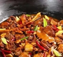 招牌铁锅炖
