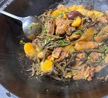 Stewed Chicken in Iron Pot