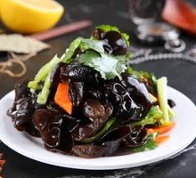 Cilantro Black Mushroom Salad