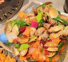 Spicy Stir-Fried Clams