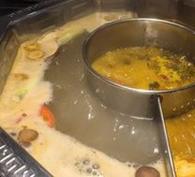 Mild Spicy Double-Flavor Hot Pot