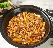 Braised Chicken Thigh Noodles