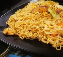 Stir-Fried Instant Noodles