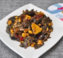 Salted Mustard Greens Stir-Fried with Soybeans