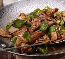 Premium Chili and Pork Stir-fry