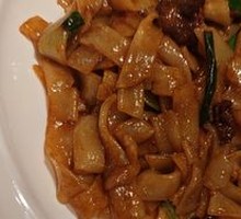 Beef Stir-Fried Rice Noodles