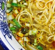Scallion Beef Noodles