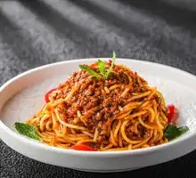 Classic Bolognese Spaghetti