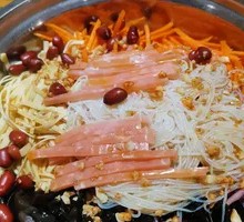 Xiaoyong's Drinking Snack