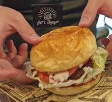 经典芝士牛肉堡