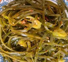 Cold-mixed kelp strands