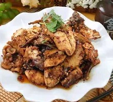 Spicy Chicken Frame Salad