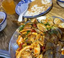 Spicy Stir-Fried Clams
