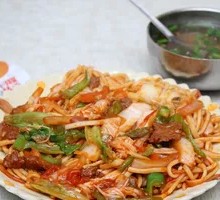 Beef Stir-Fried Noodles