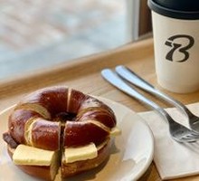 Red Bean Butter Bagel