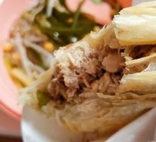 Lao Tongguan Meat Sandwich