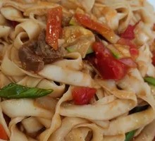 Stir-Fried Beef with Knife-Cut Noodles