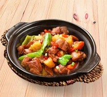 Xiangxi Chicken in Clay Pot