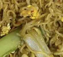 Stir-Fried Instant Noodles