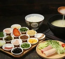 Mom's Crossing-the-bridge Rice Noodles